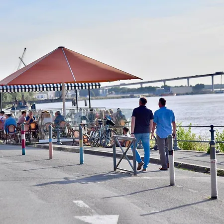 Ibis Budget Nantes Aeroport מלון 2*