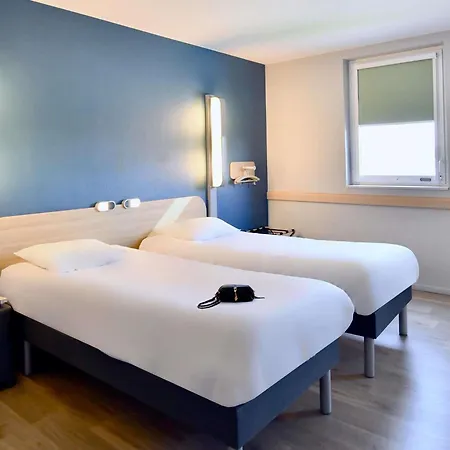 Ibis Budget Nantes Aeroport 2*
