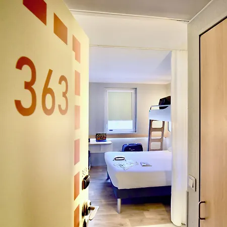酒店 Ibis Budget Nantes Aeroport 雷泽