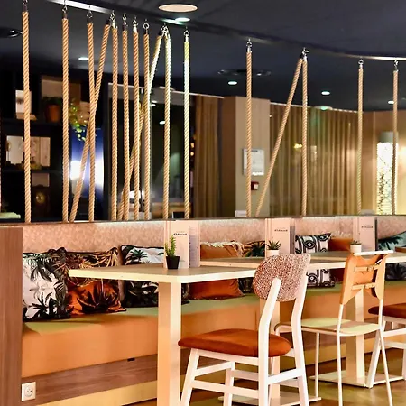 Ibis Budget Nantes Aéroport Rezé
