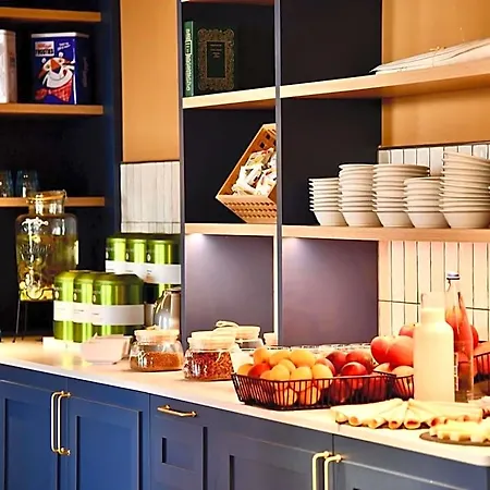 호텔 Ibis Budget Nantes Aeroport 2*