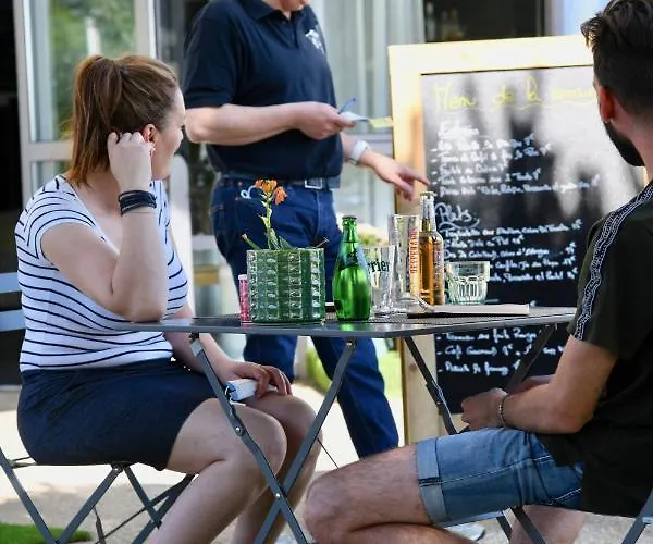 Hotell Ibis Budget Nantes Aeroport 2*